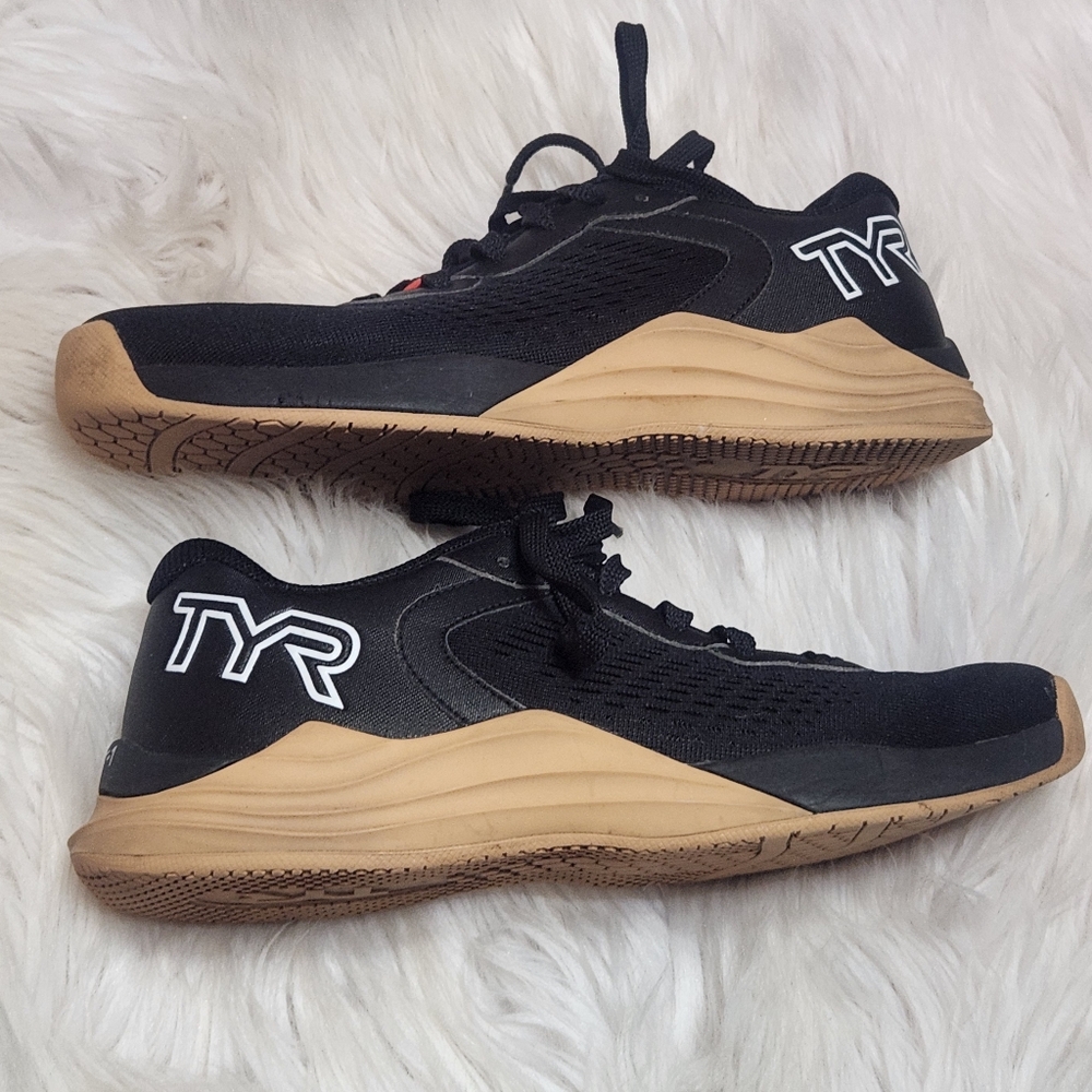 TYR CXT-1 Trainer Shoes Men 7/W 8.5 Black Gum Cross Training Gym Lifting Workout - Picture 8 of 8